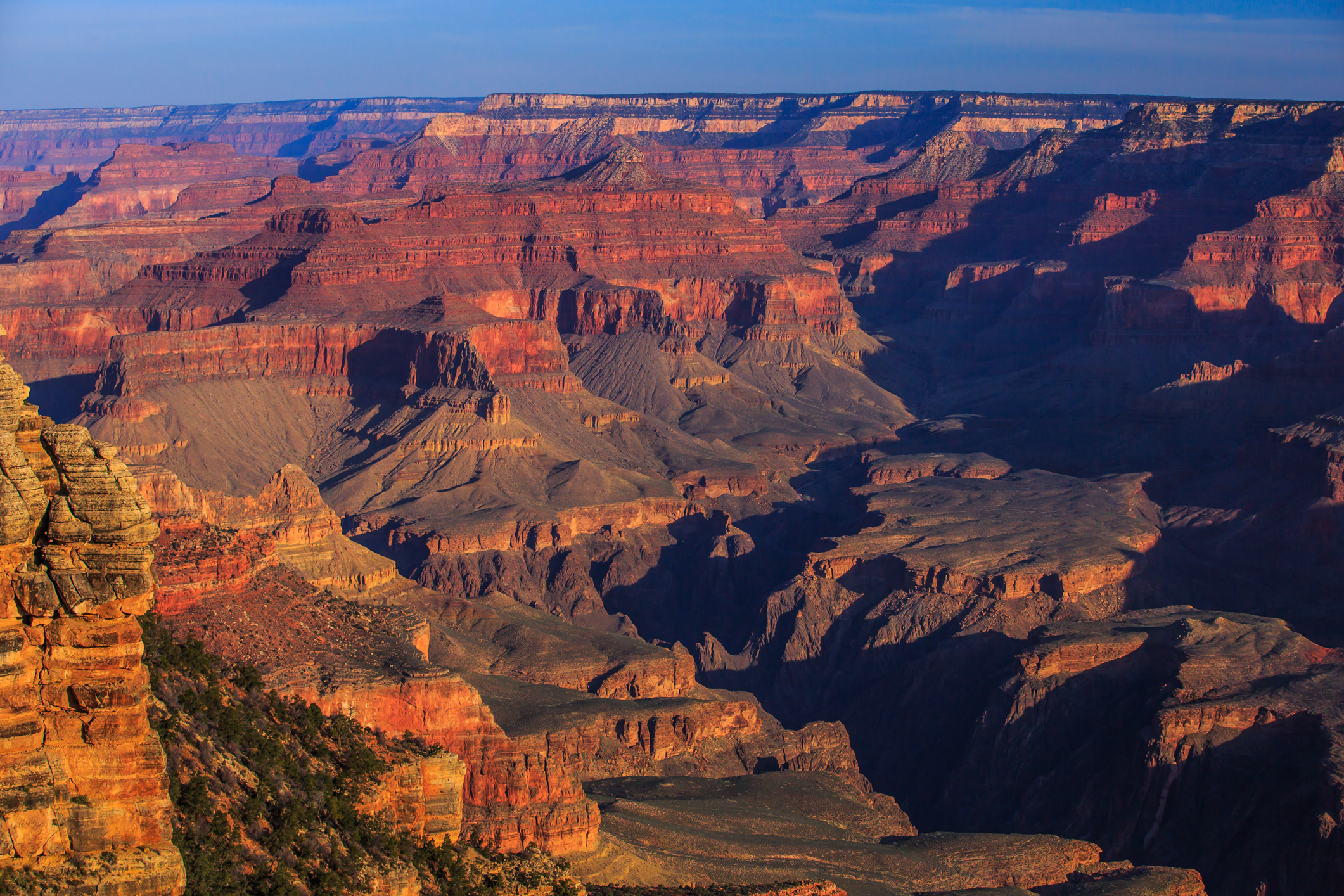 Landscape image of the grand Canyon at sunset